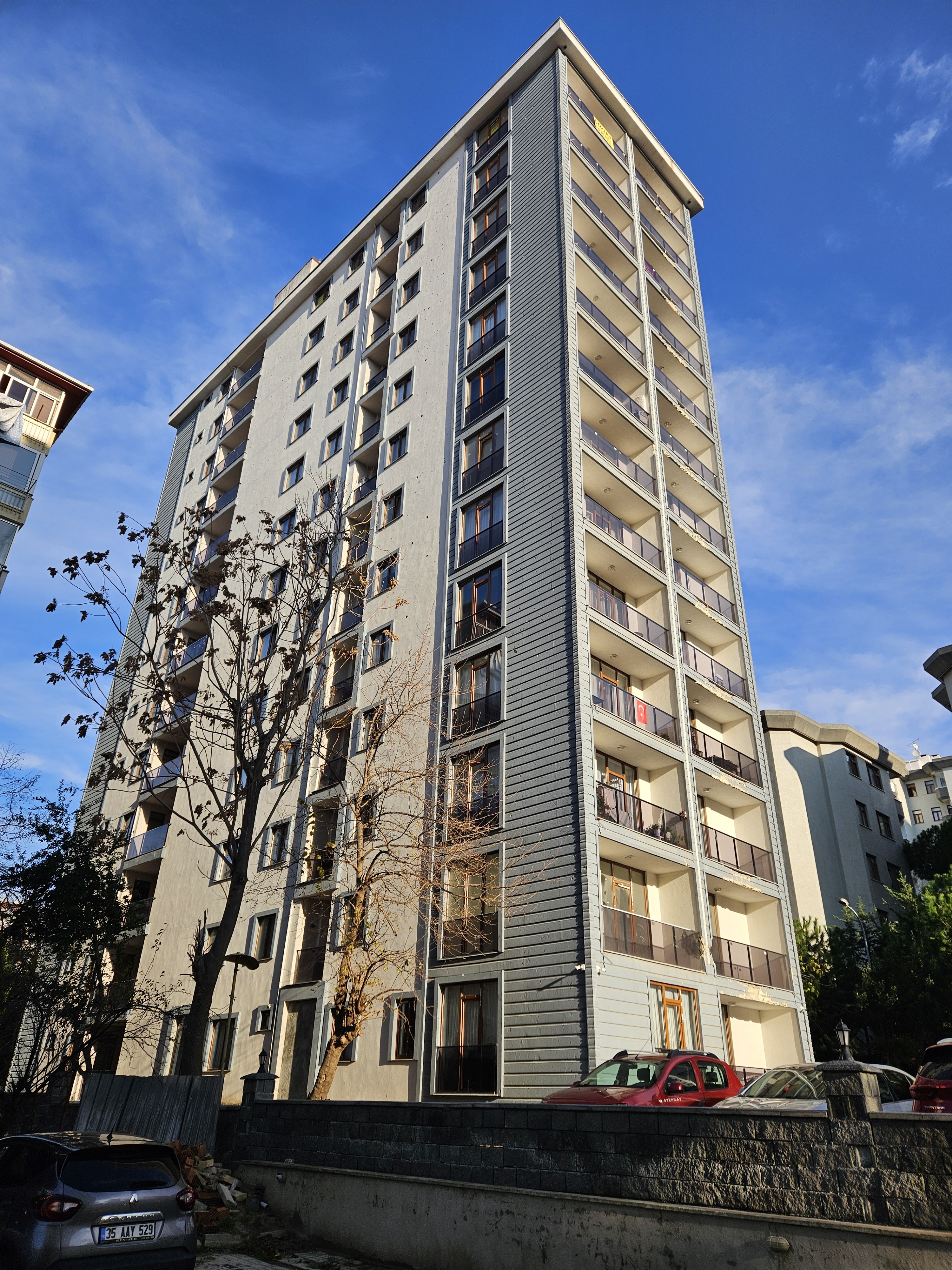 ÖZLEM  APT. KOZYATAĞI